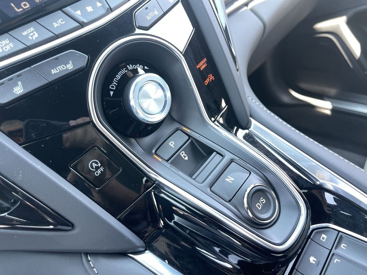 New 2026 Platinum White Pearl Acura SH-AWD image 29