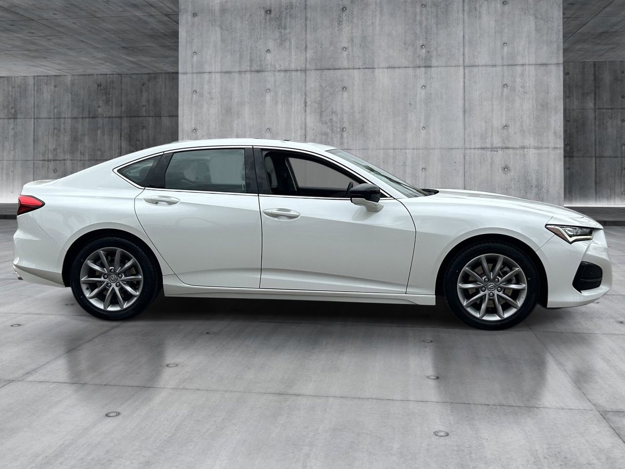 Certified Used 2023 Platinum White Pearl Acura Premium Base image 7