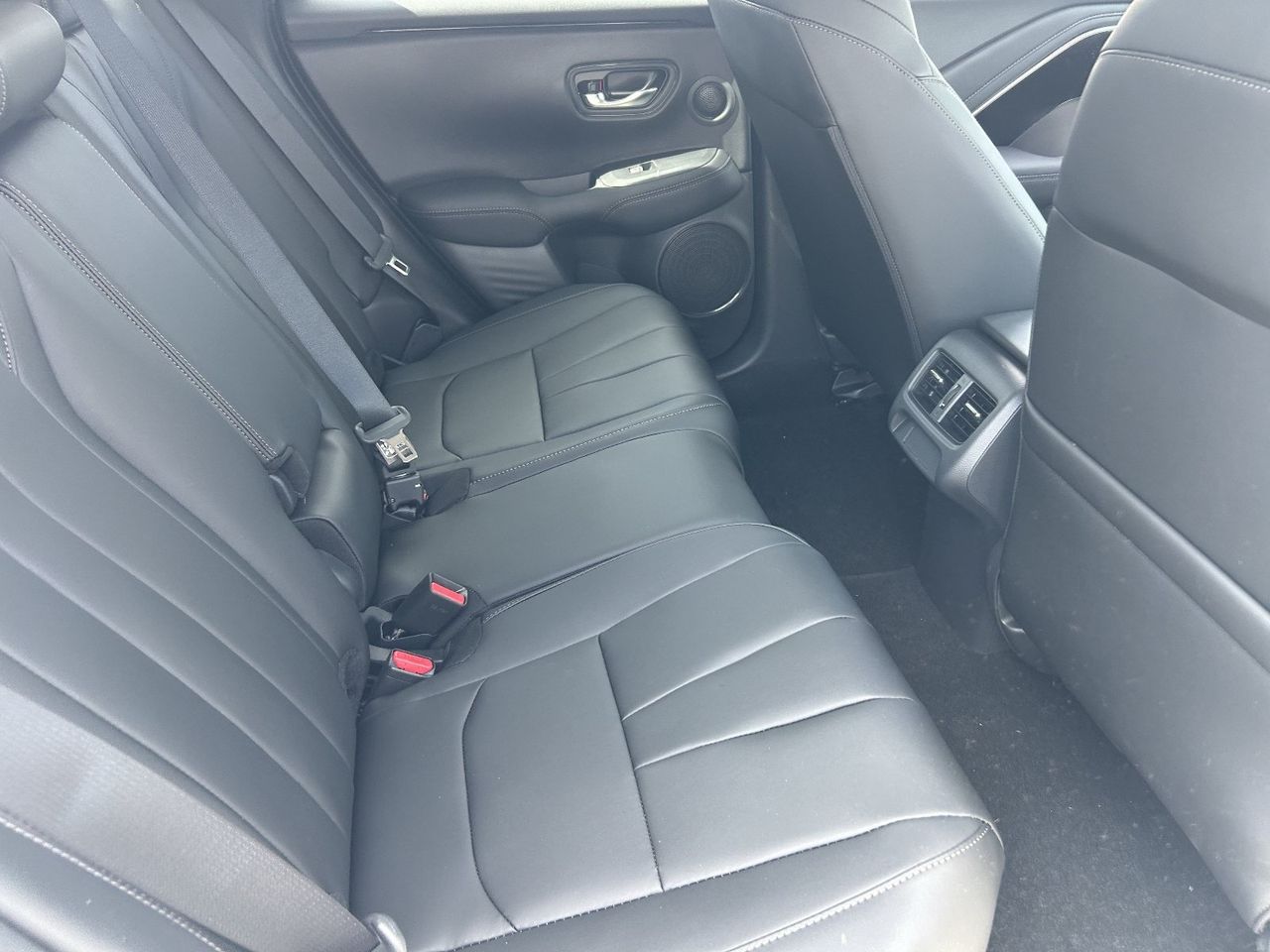 New 2026 Platinum White Pearl Acura Base image 15