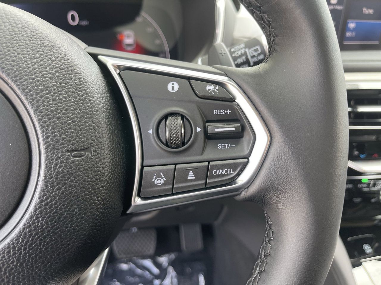 New 2026 Platinum White Pearl Acura SH-AWD Technology Package image 33