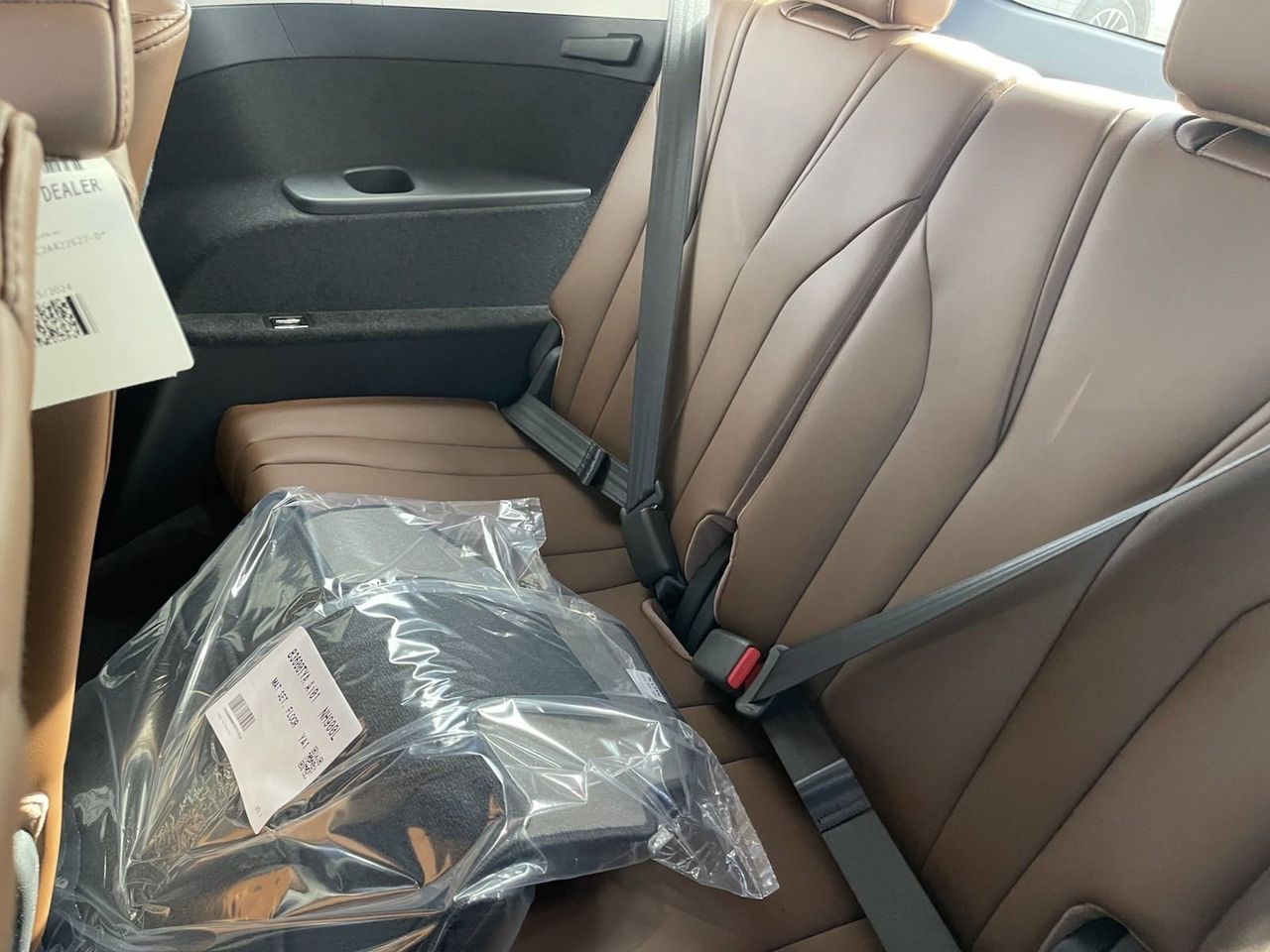 New 2026 Liquid Carbon Metallic Acura SH-AWD Technology Package image 17
