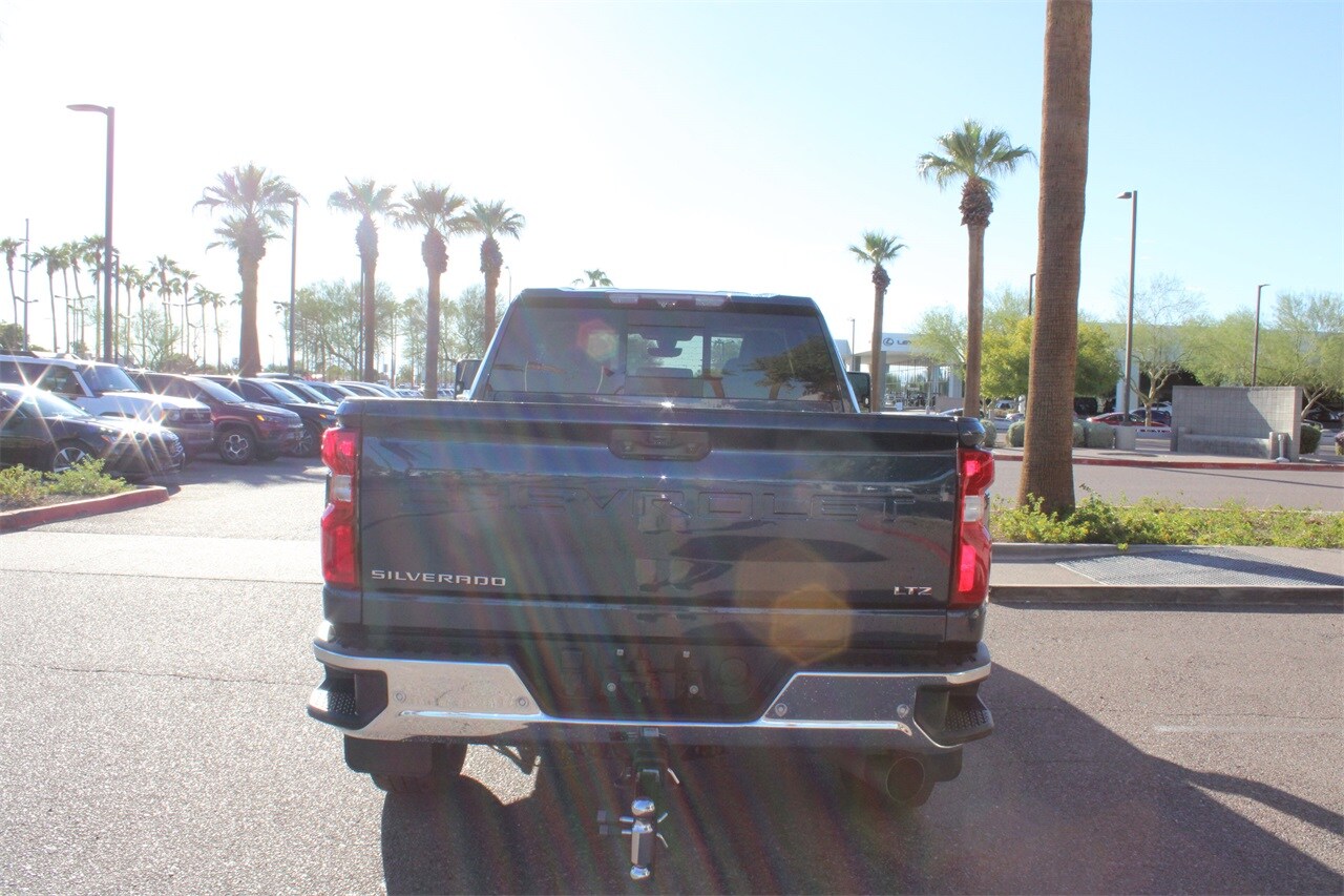 2020 Chevrolet Silverado 2500HD LTZ photo 4