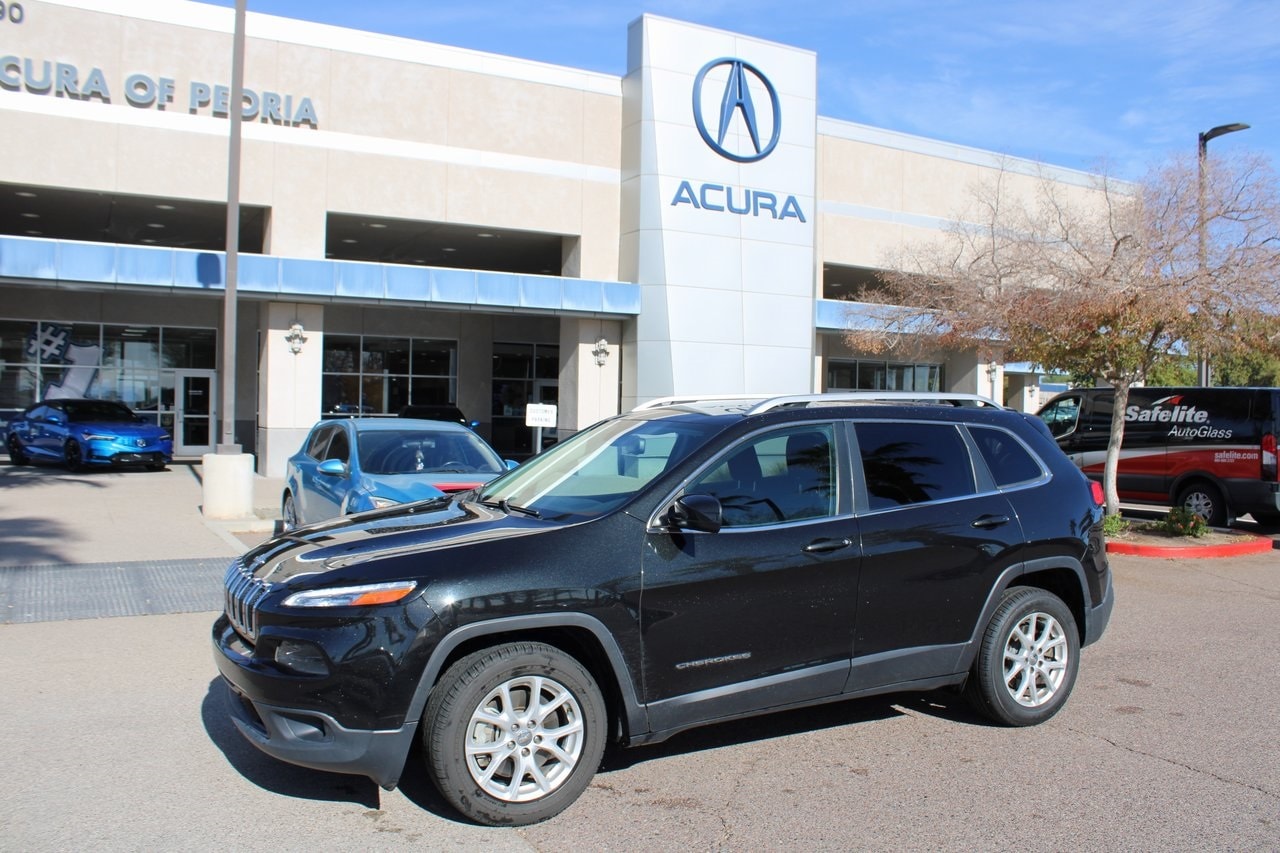 2016 Jeep Cherokee Latitude's photo