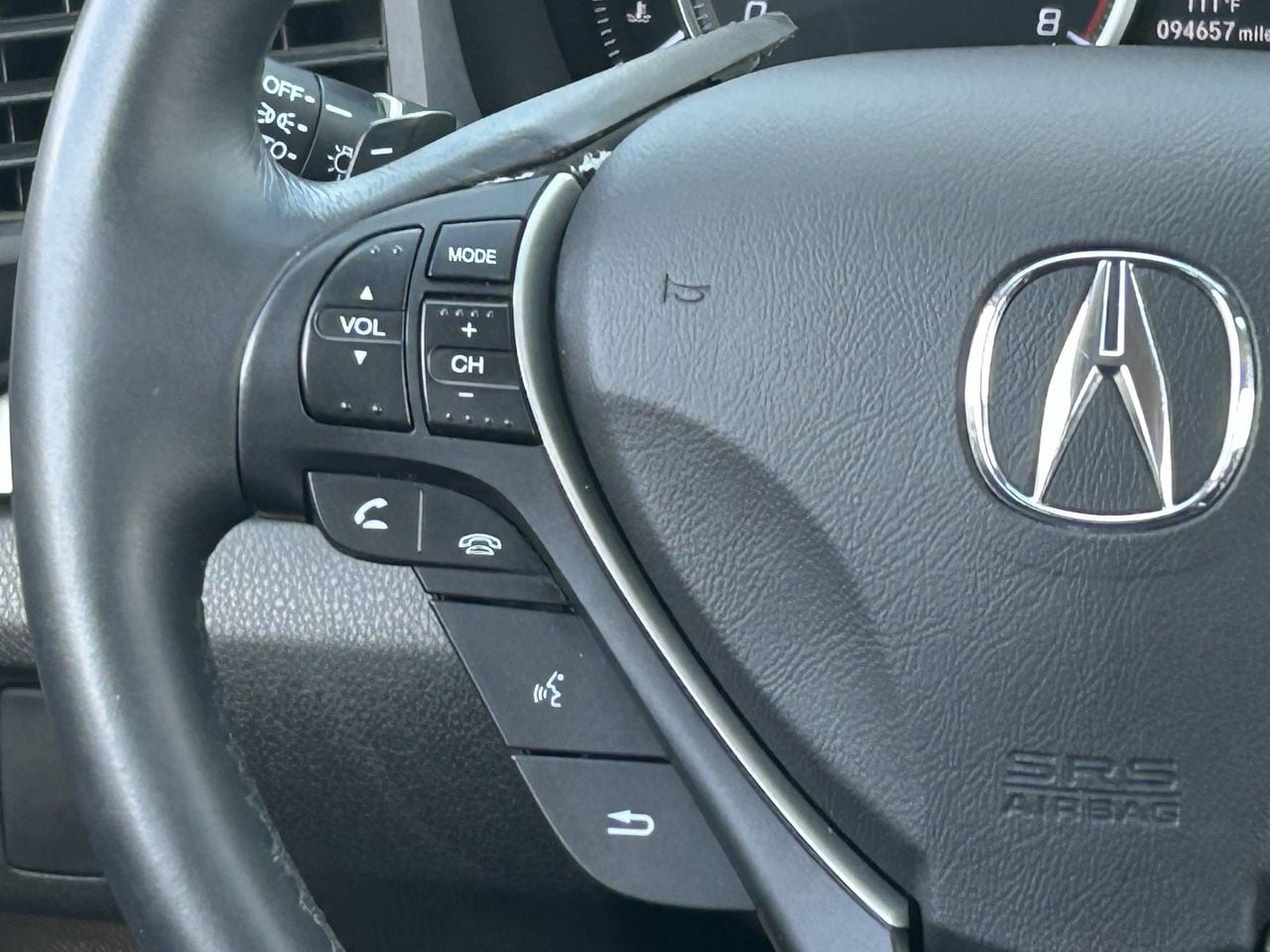 Used 2016 Slate Silver Metallic Acura 2.4L image 26