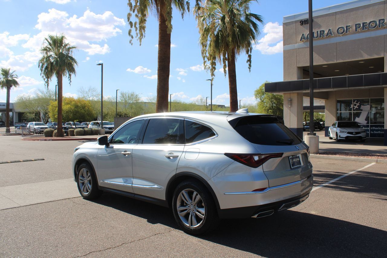 Used 2026 Solar Silver Metallic Acura Premium image 4