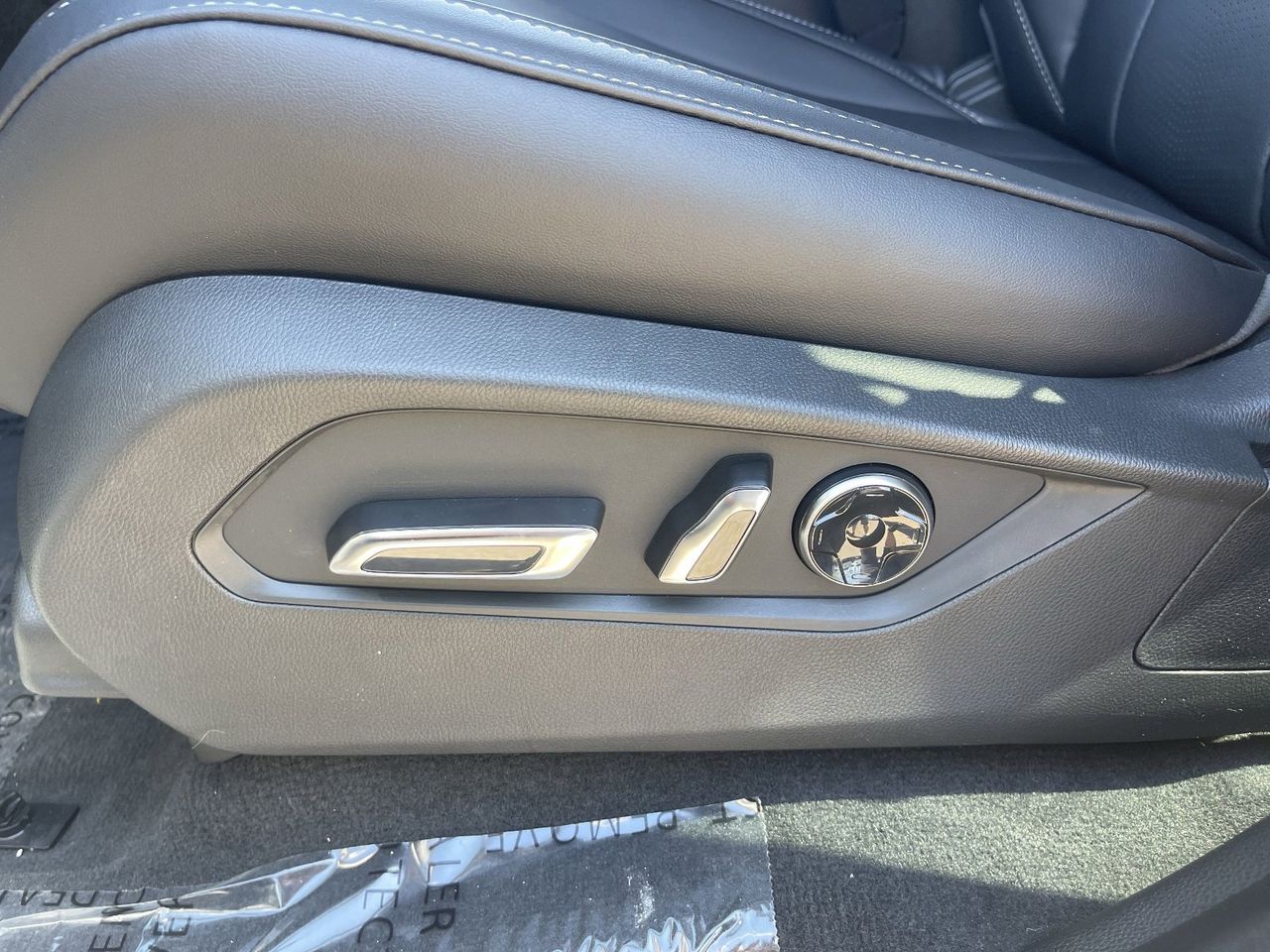 New 2026 Platinum White Pearl Acura SH-AWD Technology Package image 24