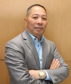 Staff member Tony Nguyen from ID_3883f47eb0a1
