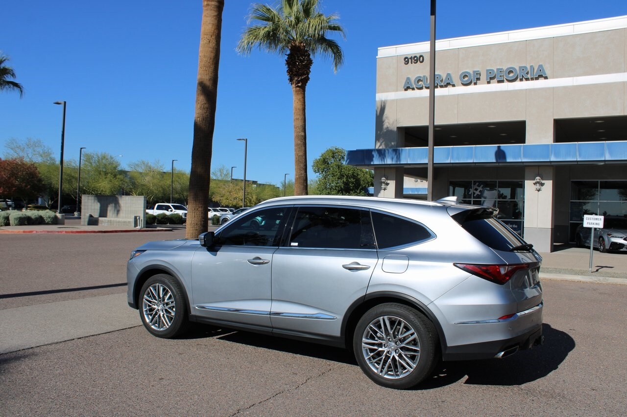2023 Acura MDX Advance SH-AWD photo 2