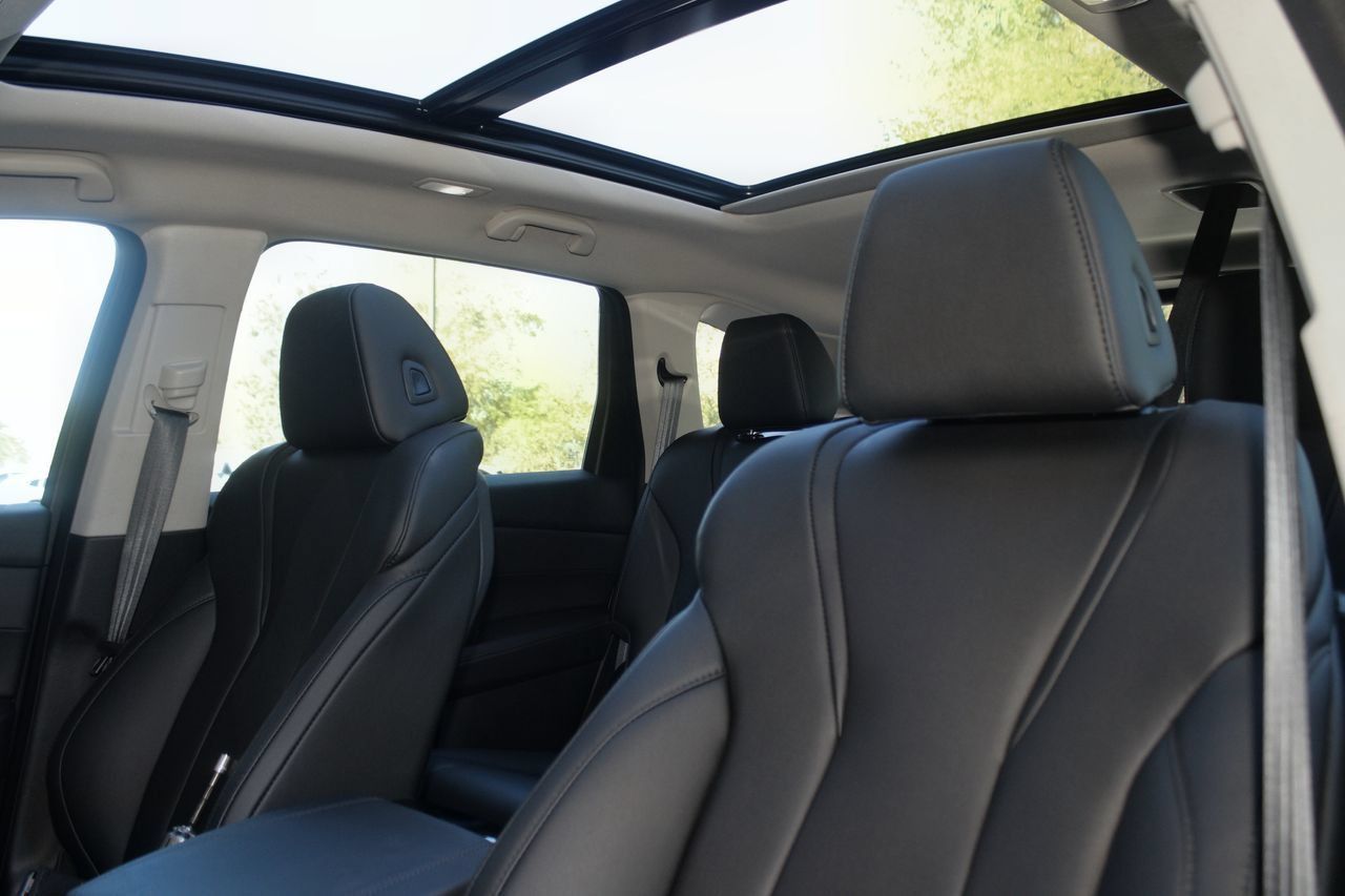 Used 2026 Solar Silver Metallic Acura Premium image 19