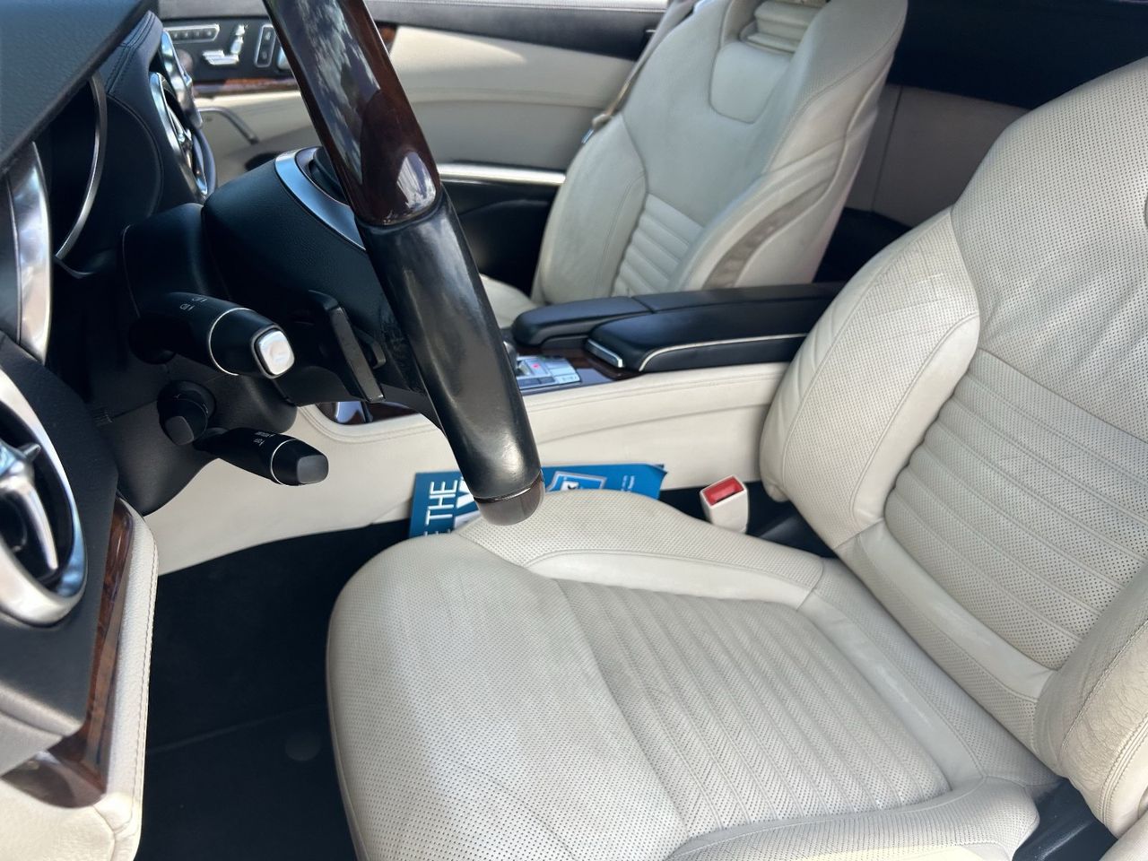 Used 2014 Diamond White Metallic Mercedes-Benz SL 550 image 19