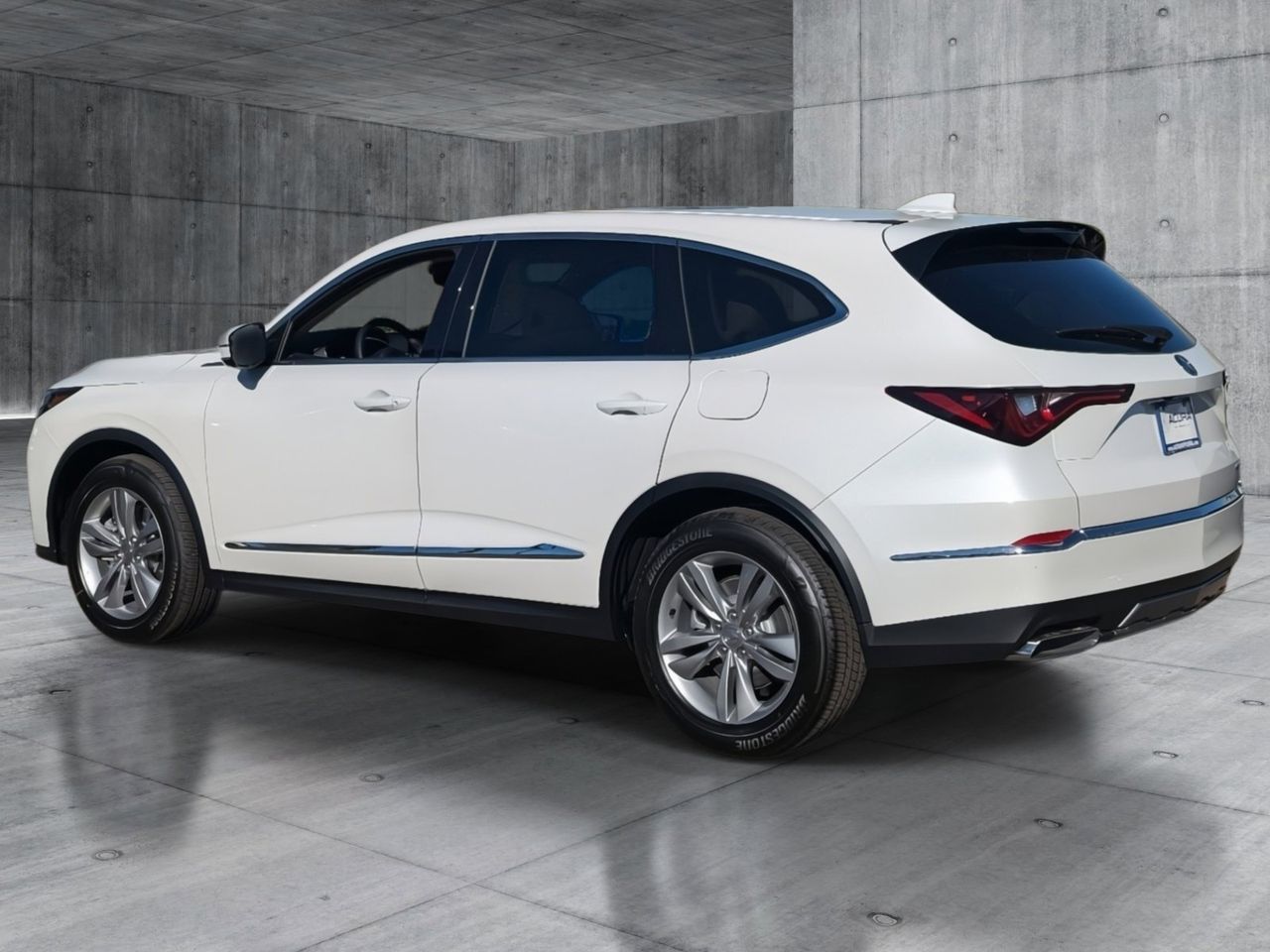New 2026 Platinum White Pearl Acura SH-AWD image 4