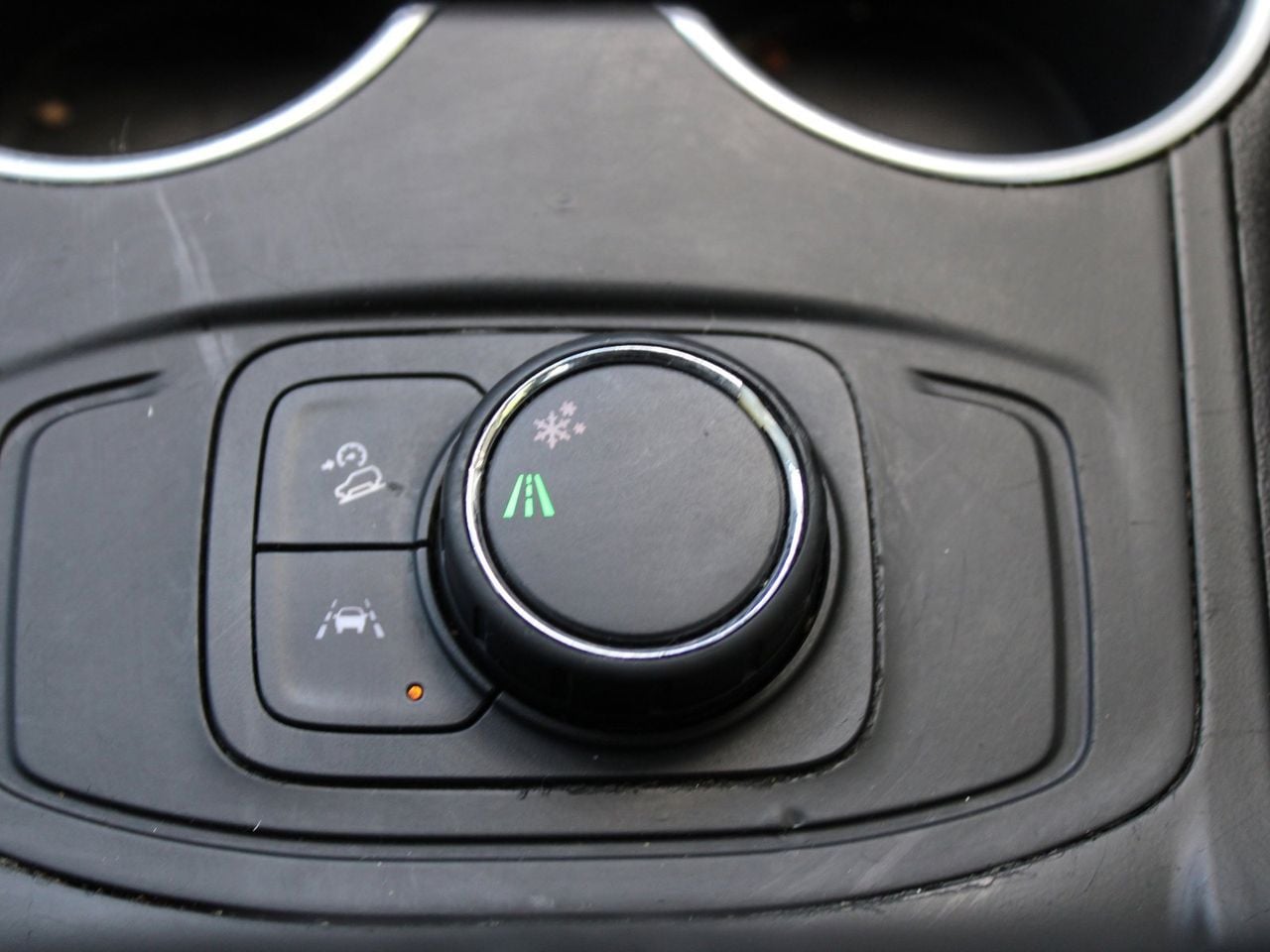 Used 2020 Summit White GMC SLE image 20