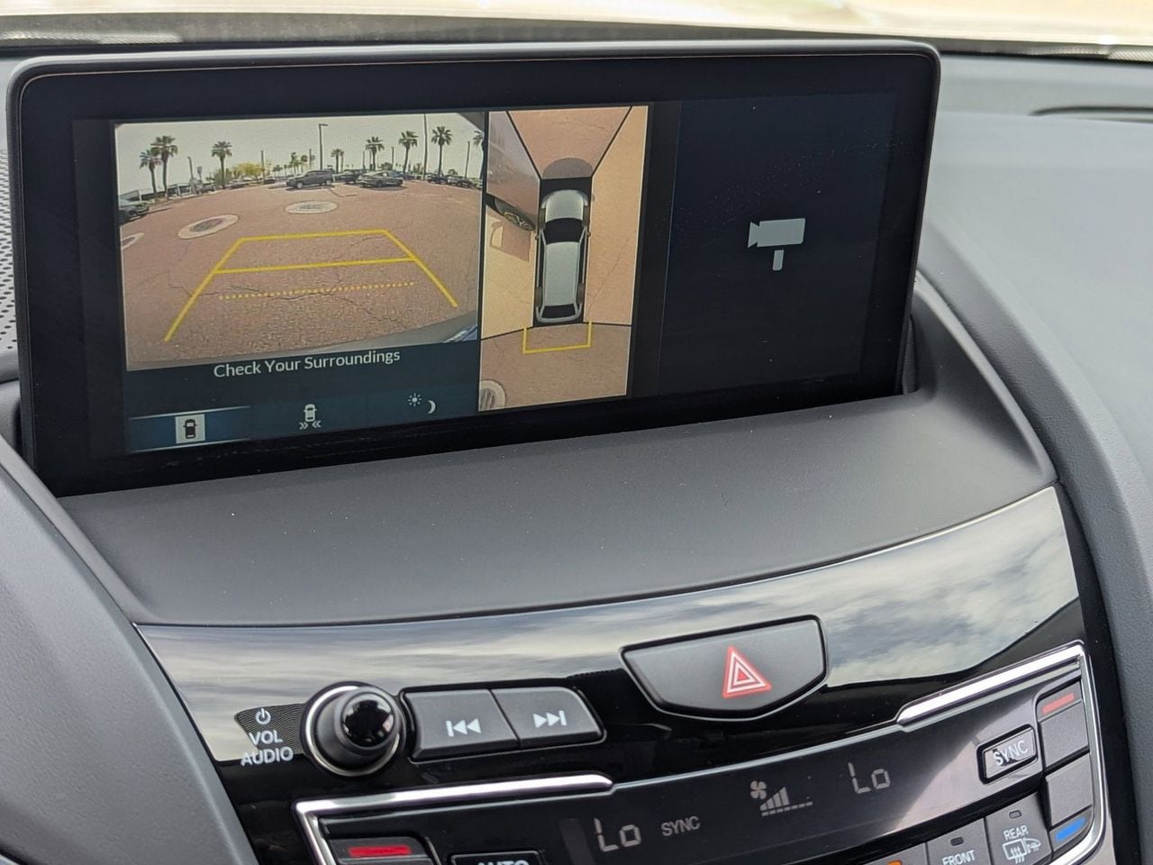 Certified Used 2025 Liquid Carbon Metallic Acura Advance Package SH-AWD image 33