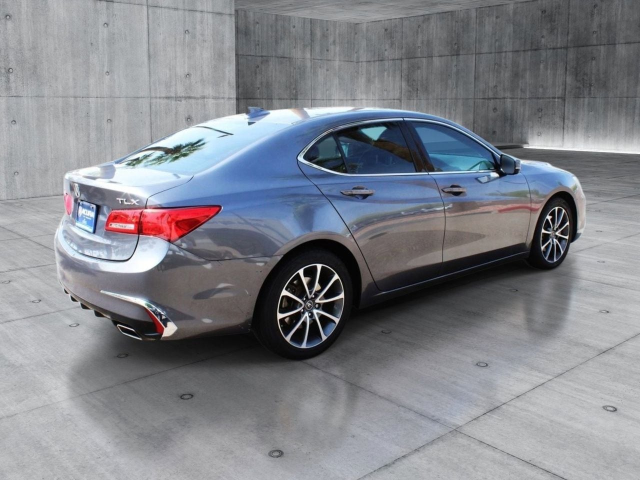 Used 2019 Modern Steel Metallic Acura 3.5L V6 image 5