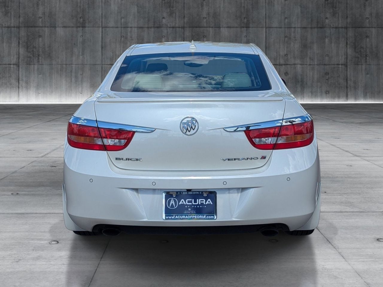 Used 2014 White Diamond Tricoat Buick Premium Group image 4