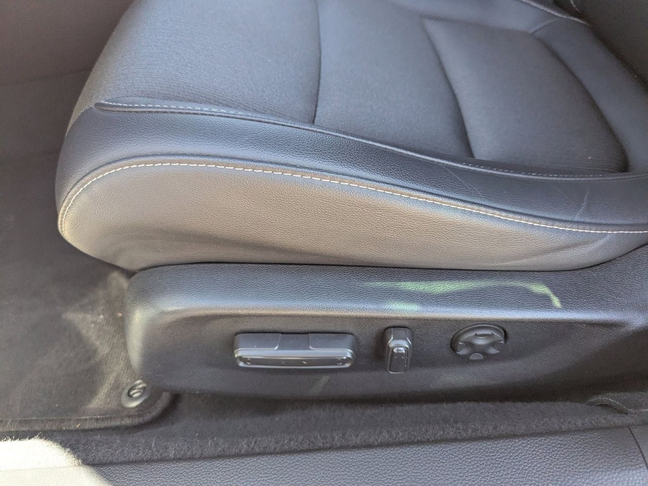 Used 2022 Sonic Gray Pearl Honda Sport image 27