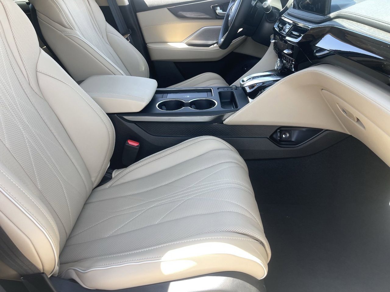 New 2026 Platinum White Pearl Acura SH-AWD Advance Package image 13