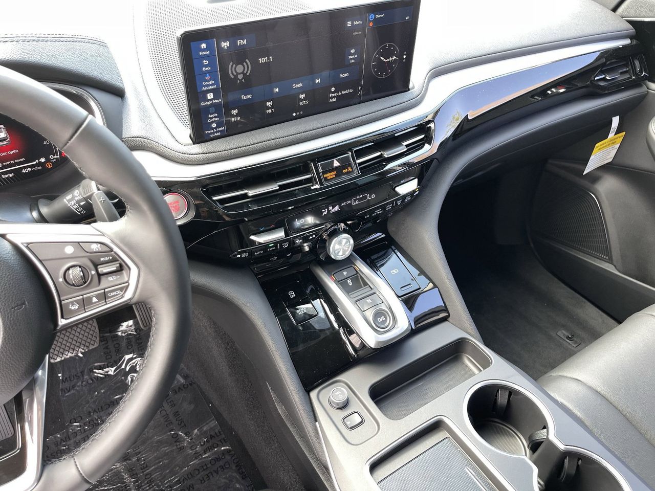 New 2026 Platinum White Pearl Acura FWD image 30