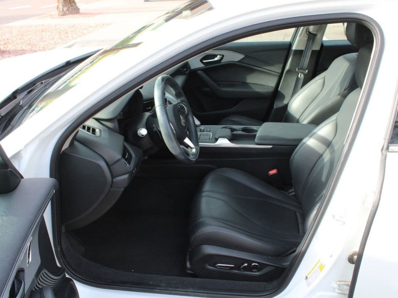 Certified Used 2023 Platinum White Pearl Acura Premium Base image 9