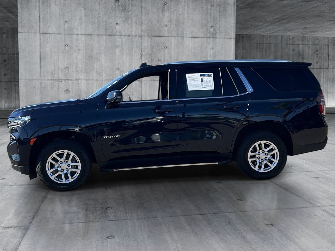 Used 2022 Midnight Blue Metallic Chevrolet LT image 2
