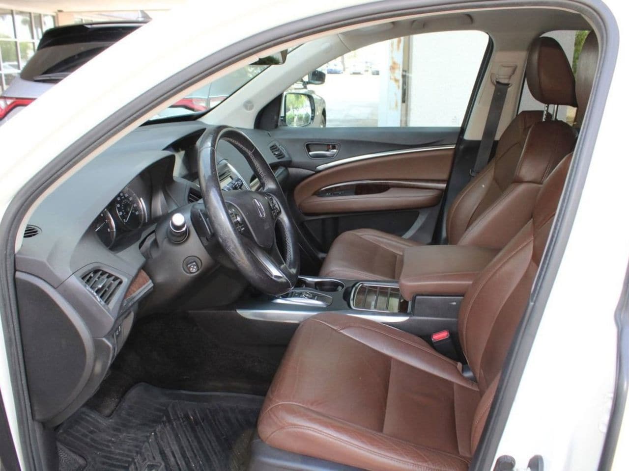 Used 2017 White Diamond Pearl Acura 3.5L w/Technology Package image 9