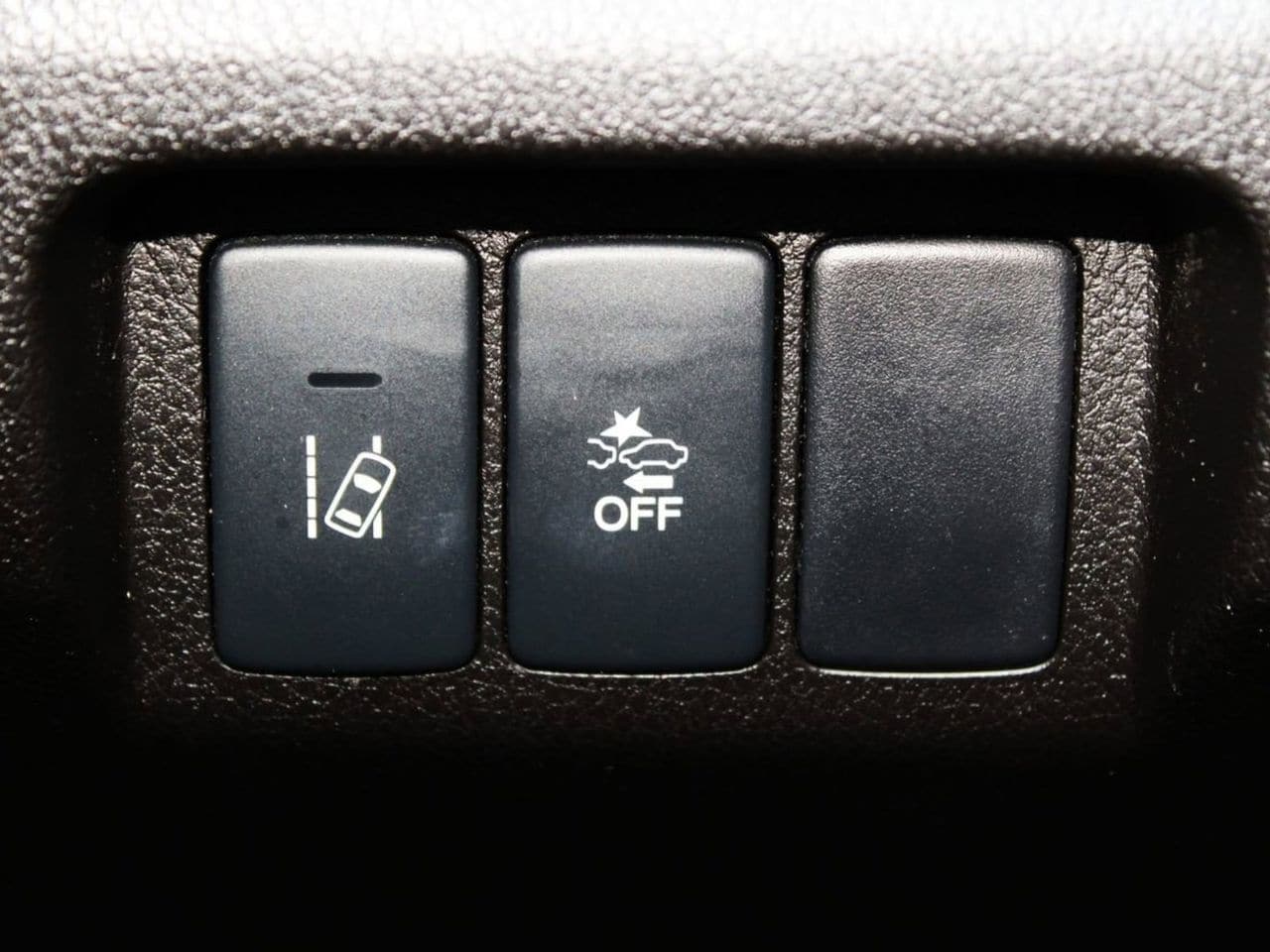 Used 2020 Modern Steel Metallic Acura Premium image 22