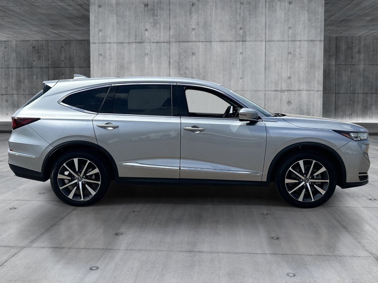 New 2026 Solar Silver Metallic Acura SH-AWD Technology Package image 6