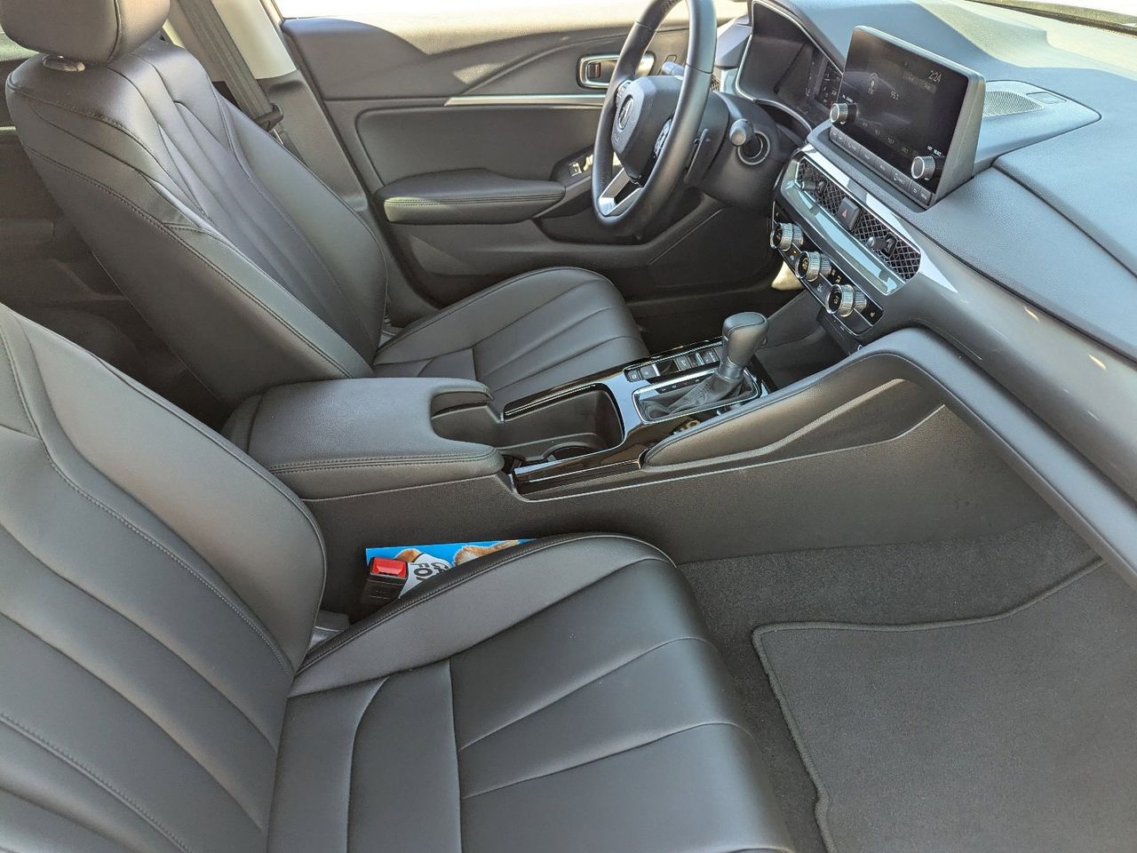 Certified Used 2025 Liquid Carbon Metallic Acura Premium image 13