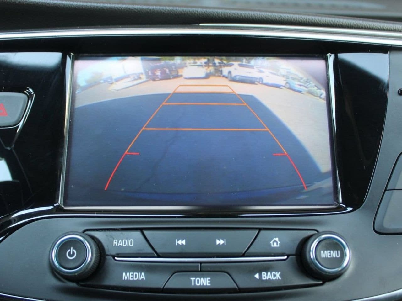Used 2018 Ebony Twilight Metallic Buick Premium I image 27