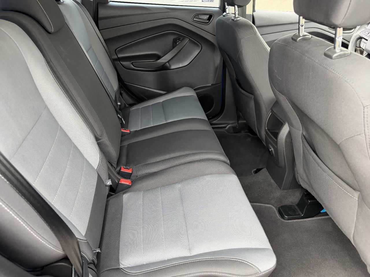 Used 2018 Lightning Blue Ford S image 14