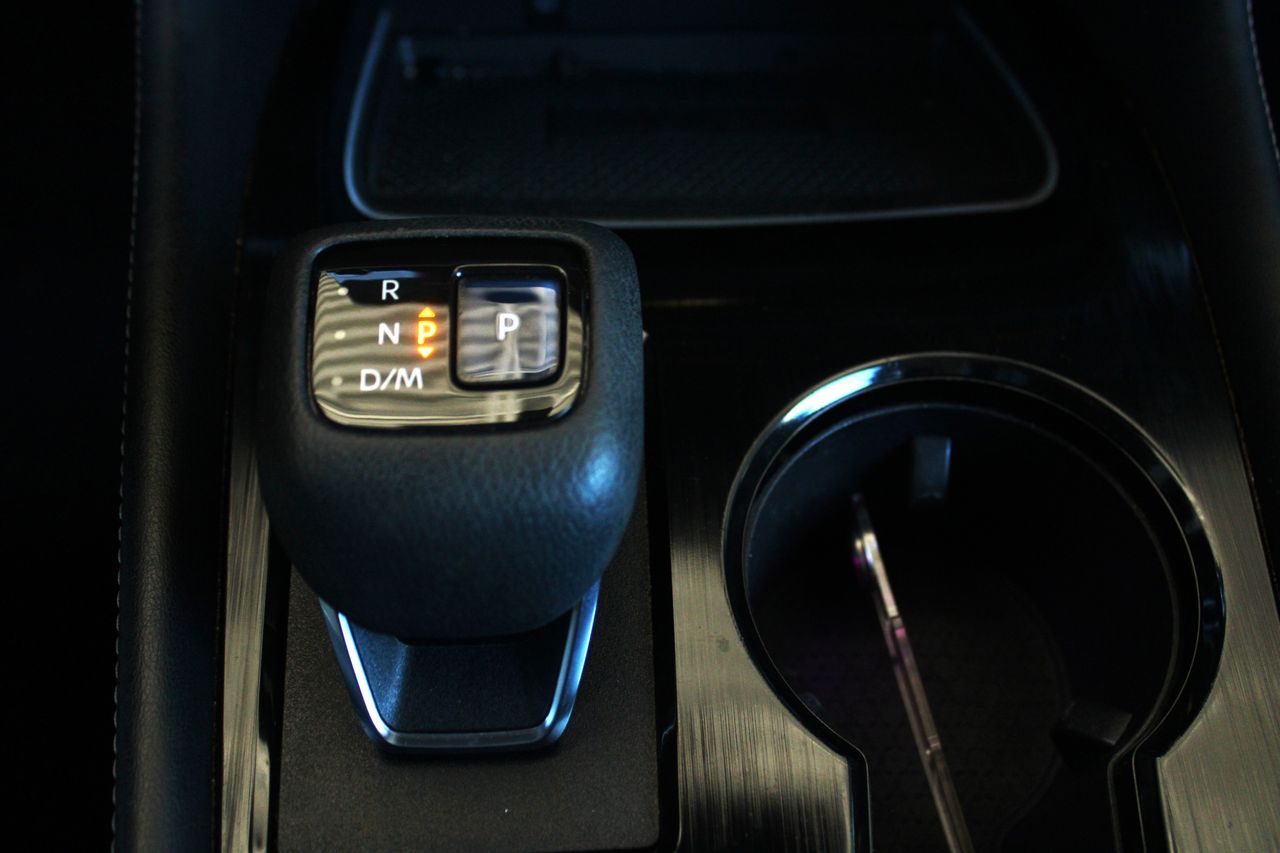Used 2021 Super Black Nissan SL image 29