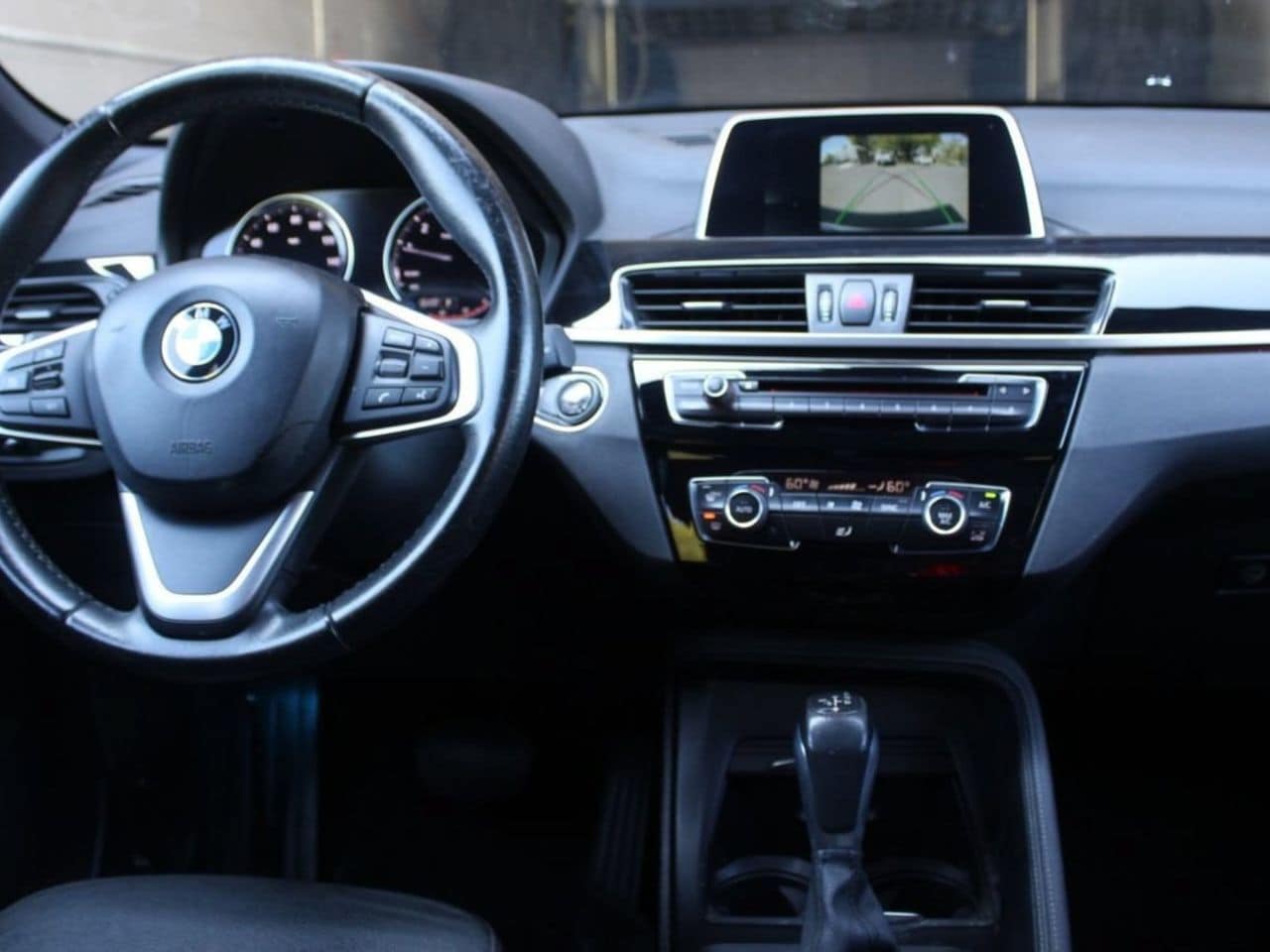 Used 2018 Alpine White BMW sDrive28i image 15
