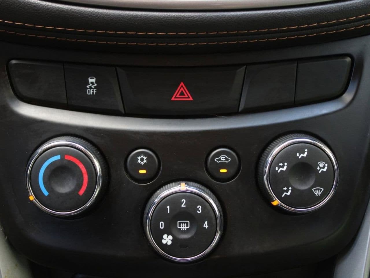 Used 2021 Silver Ice Metallic Chevrolet LT image 16