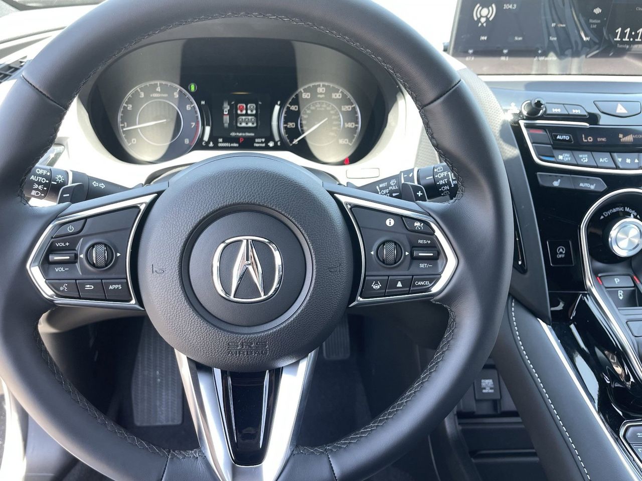 New 2026 Platinum White Pearl Acura SH-AWD image 31