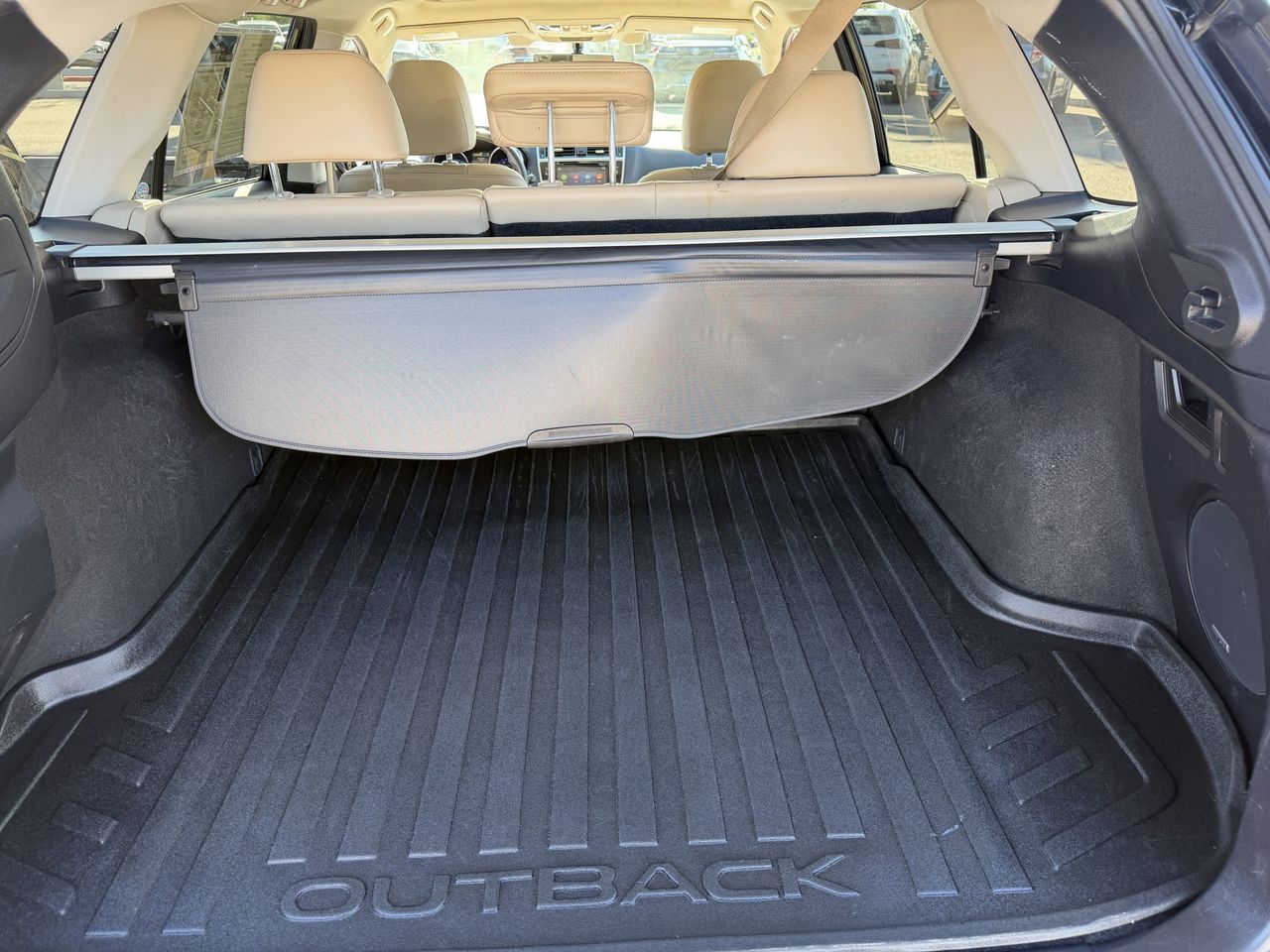 Used 2019 Crystal Black Silica Subaru 2.5i Limited image 10