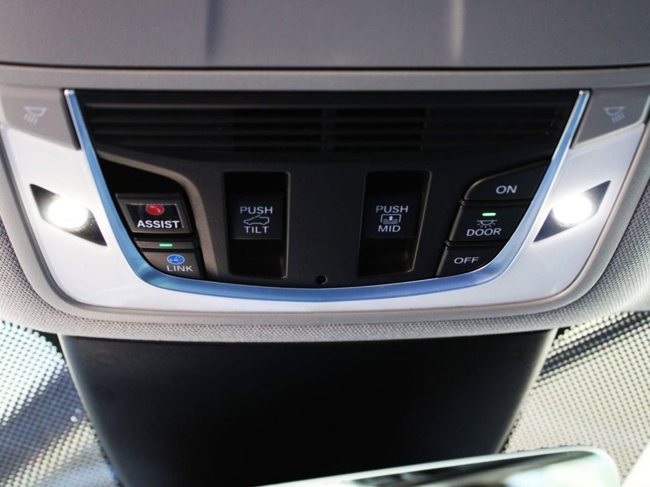 Used 2023 Lunar Silver Metallic Acura Technology image 36