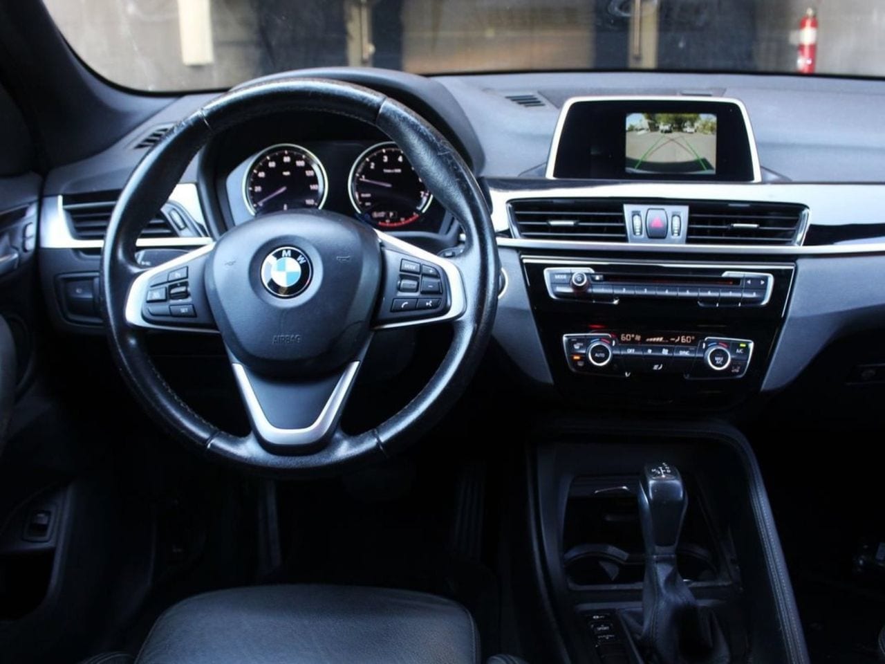 Used 2018 Alpine White BMW sDrive28i image 16