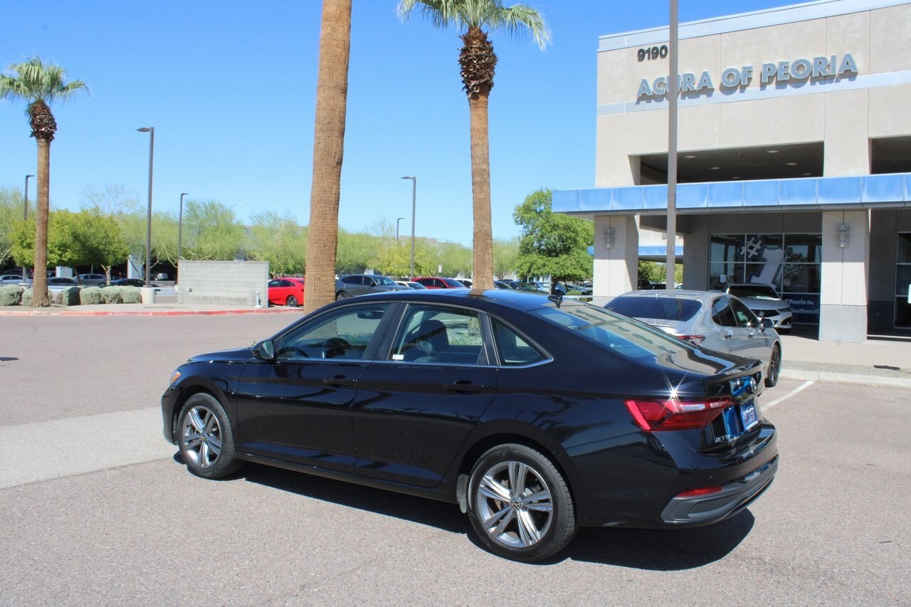 2024 Volkswagen Jetta 1.5T SE photo 2