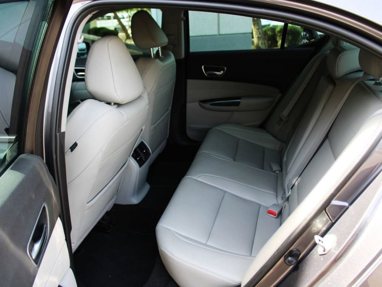 Used 2019 Modern Steel Metallic Acura 3.5L V6 image 10