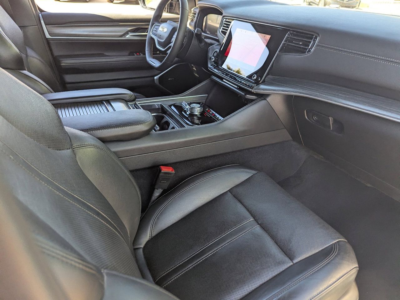 Used 2023 Silver Zynith Jeep Series II image 13