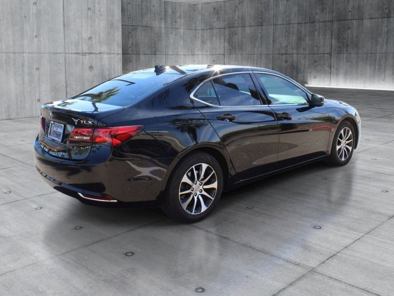Used 2015 Crystal Black Pearl Acura Tech w/Technology Package image 5