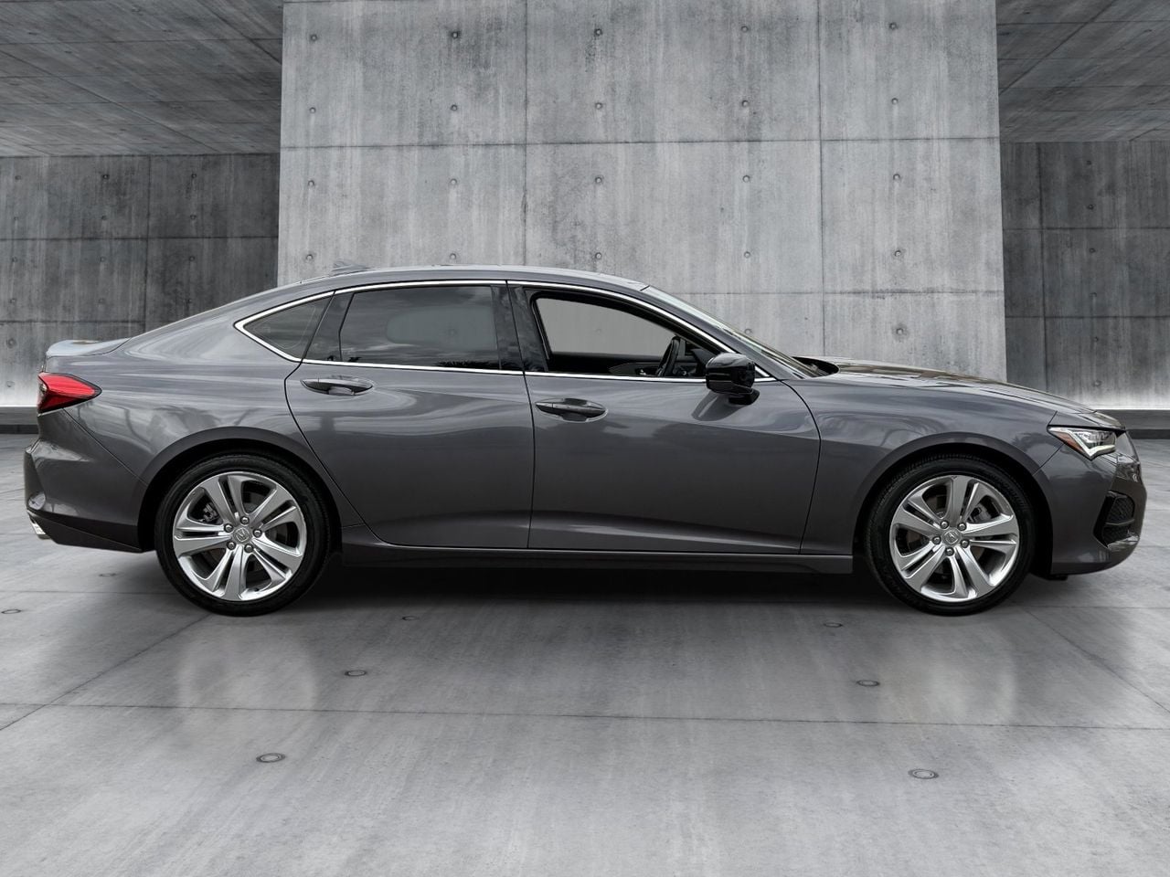 Certified Used 2023 Modern Steel Metallic Acura Technology Package image 6