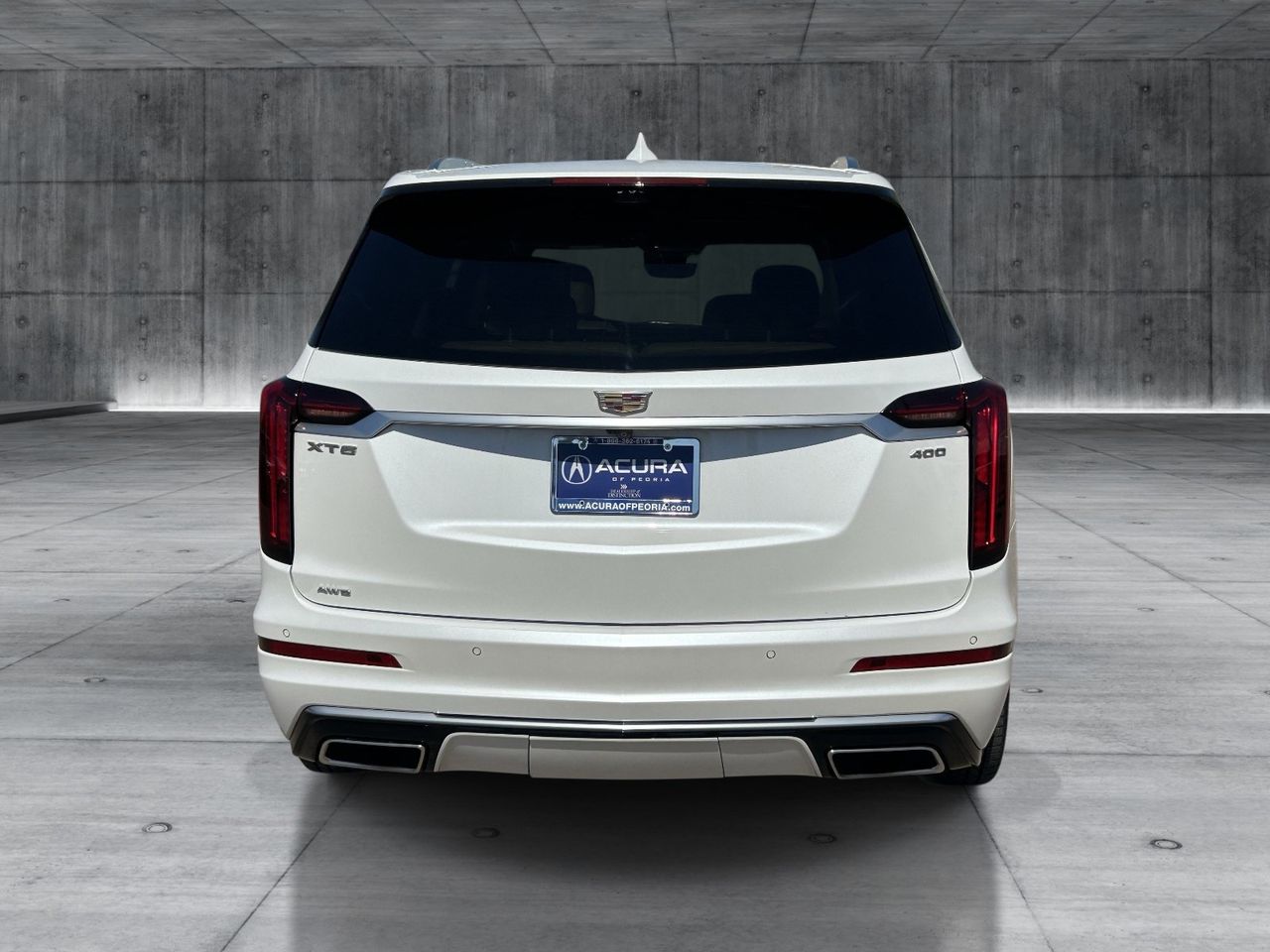 Used 2021 Crystal White Tricoat CADILLAC Premium Luxury image 4
