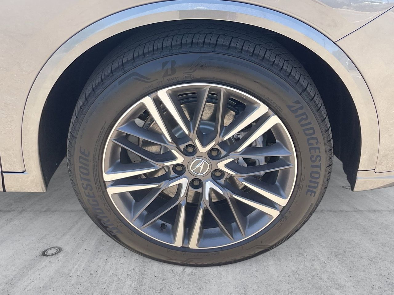 New 2026 Liquid Carbon Metallic Acura SH-AWD Advance Package image 11
