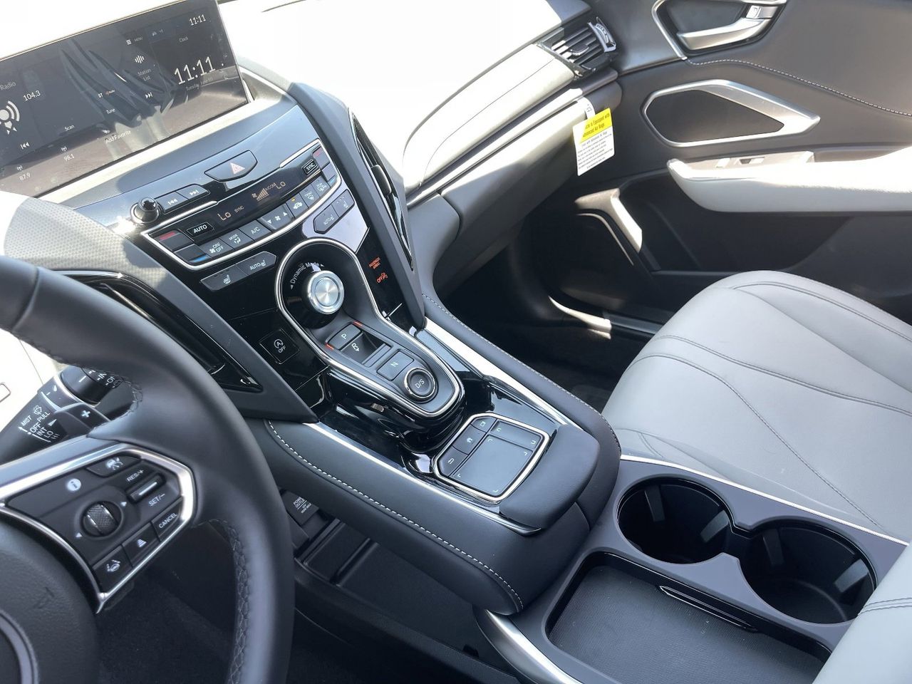 New 2026 Platinum White Pearl Acura SH-AWD image 30