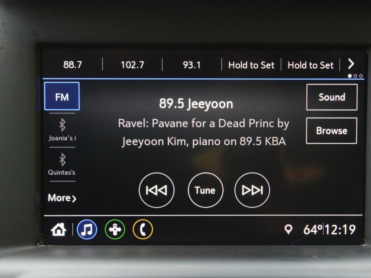 Used 2020 Summit White GMC SLE image 26