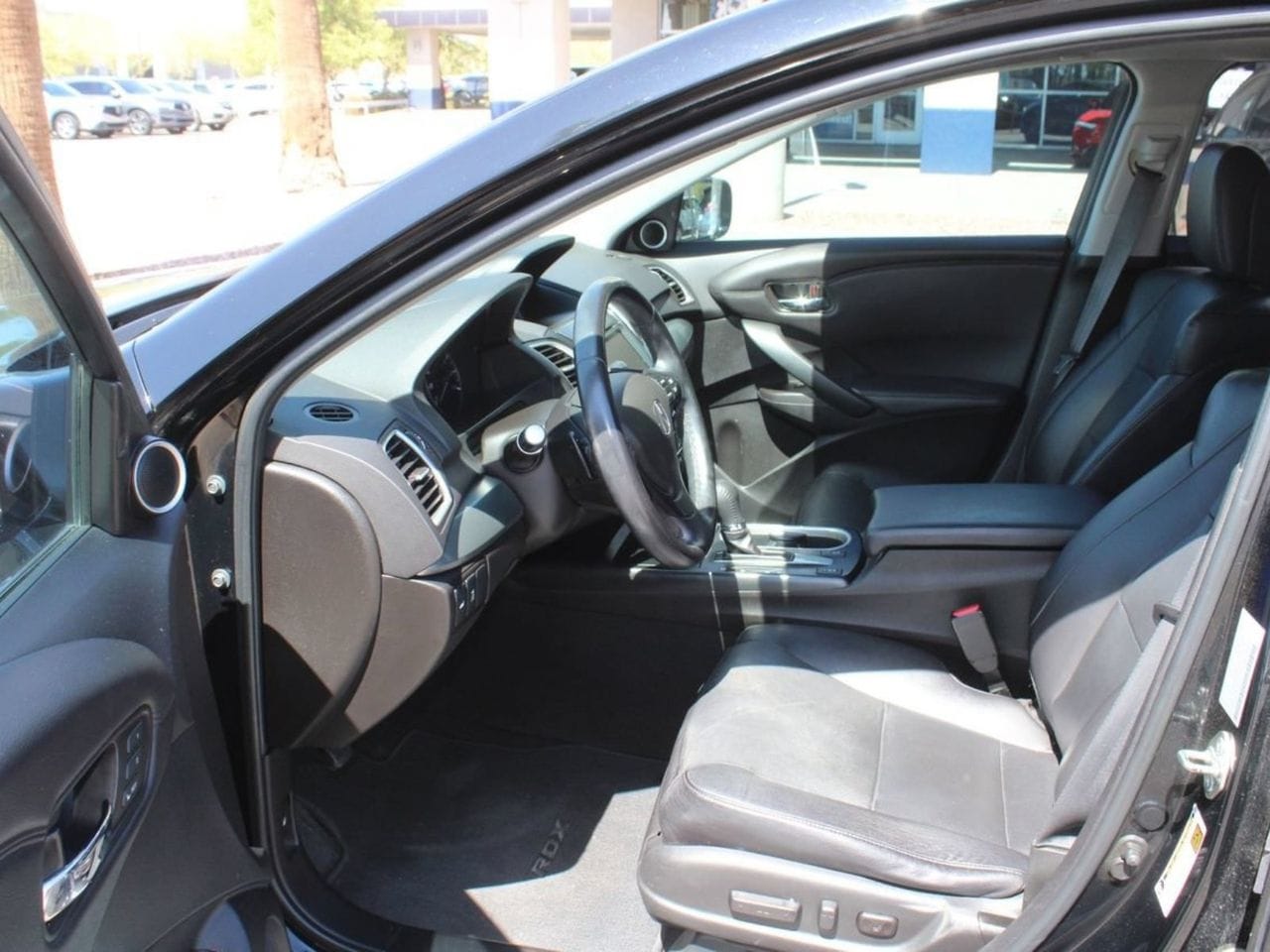 Used 2018 Crystal Black Pearl Acura Technology Package image 12