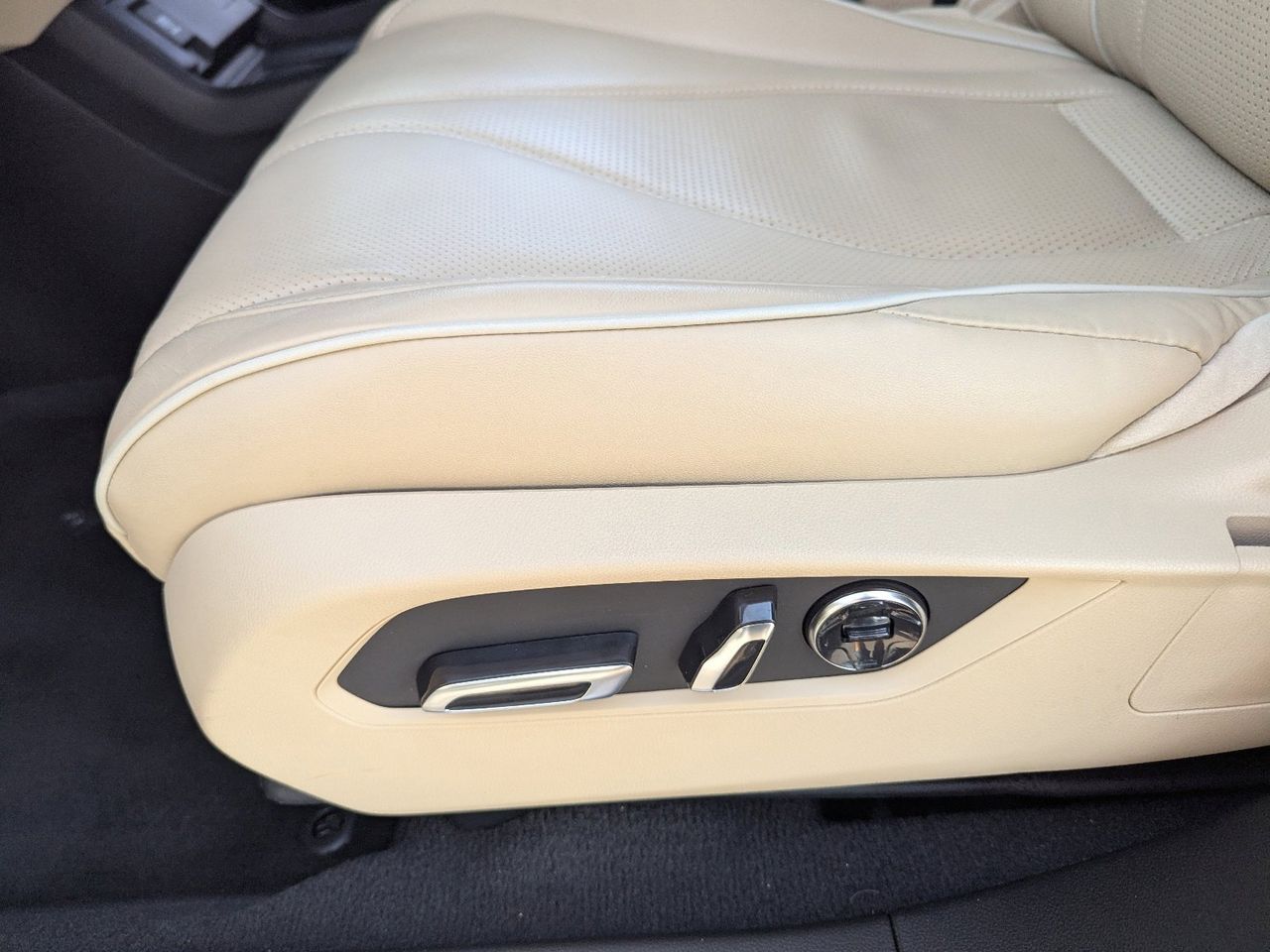 Certified Used 2024 Majestic Black Pearl Acura Advance Package SH-AWD image 31