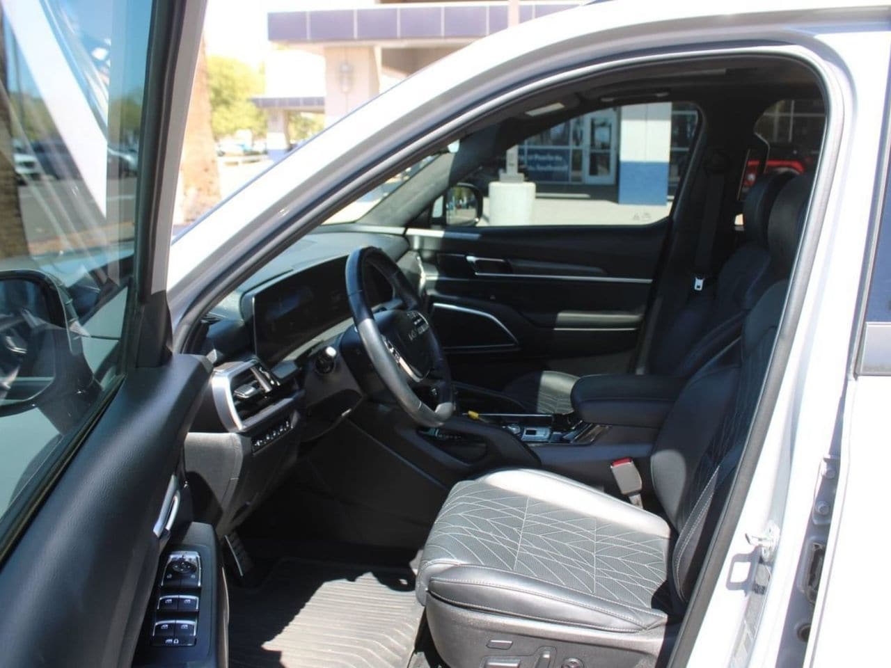 Used 2024 Wolf Gray Kia SX-Prestige X-Line image 11