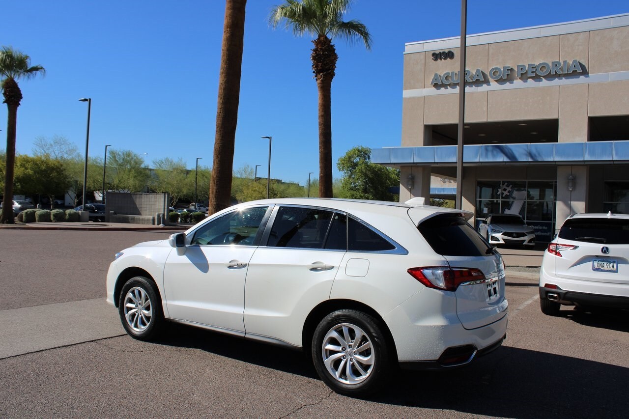 2018 Acura RDX Base Plus photo 2